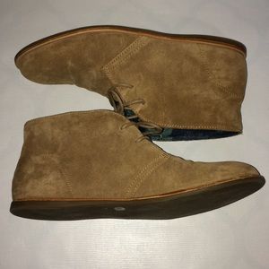Lucky brand desert boots suede tan 9M